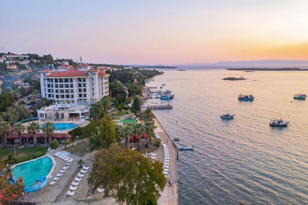 Muup Resort Çeşme — 1