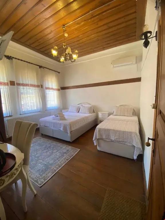 Nergis Konağı Butik Otel — 4