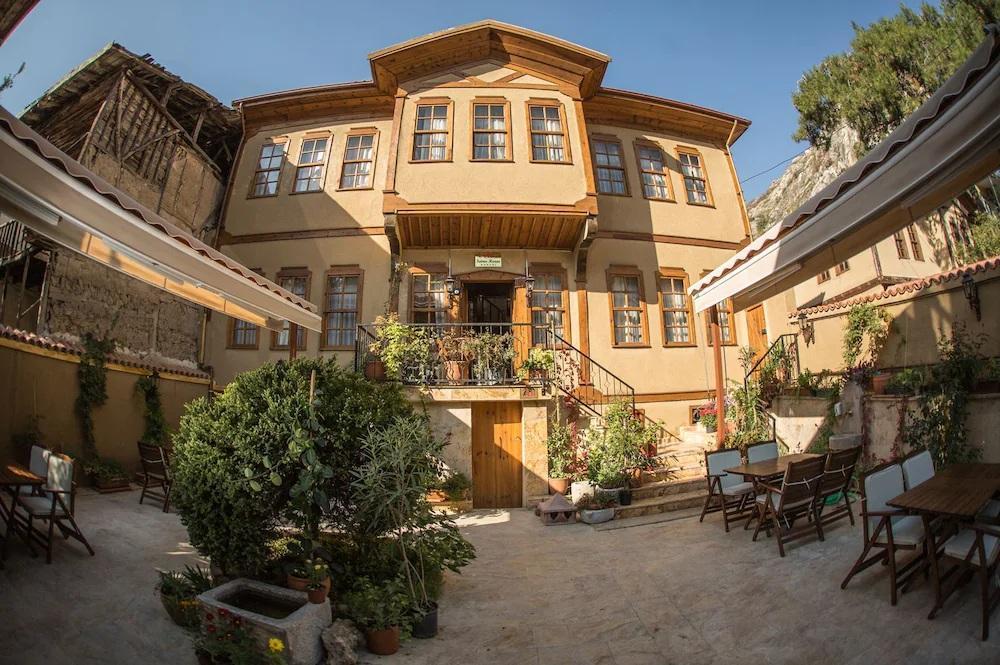 Nergis Konağı Butik Otel — 1
