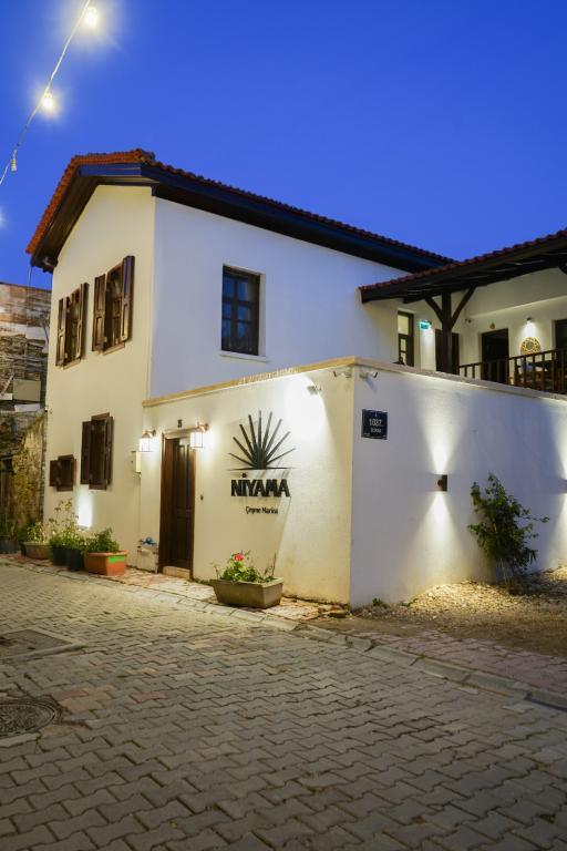 Niyama Marina — 9