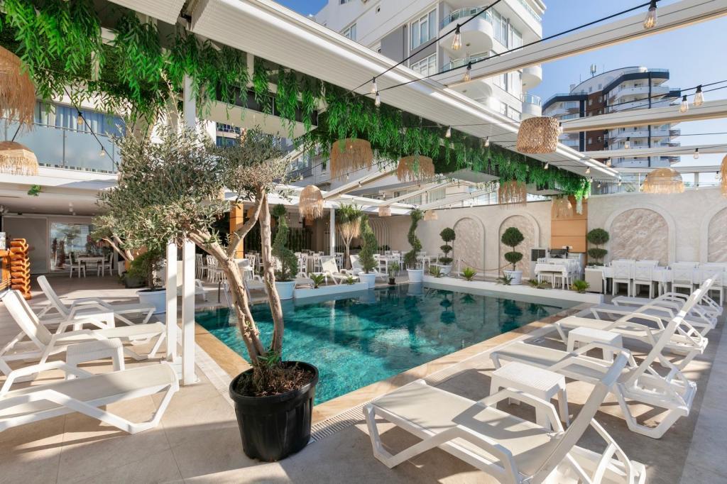 Pacco Hotel Spa — 7