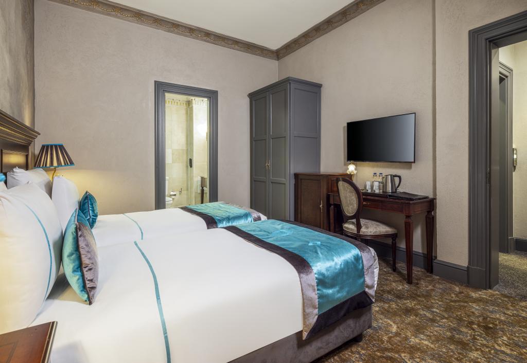 Palazzo Donizetti Hotel — 3