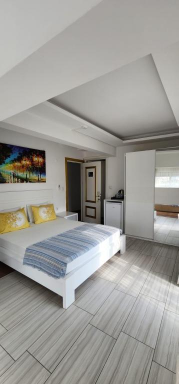 Parlement Otel Güzelbahçe — 3
