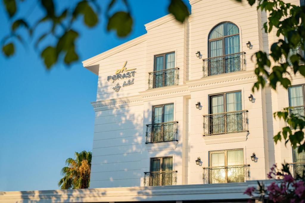 Perast City Hotel — 6