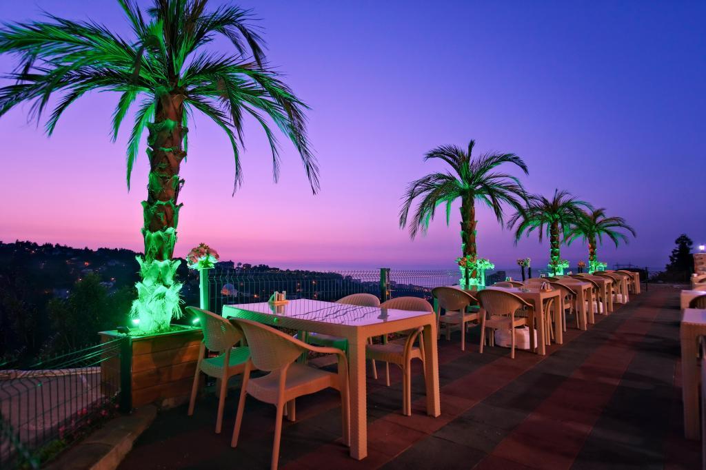 Perla Blanca Hotel — 10