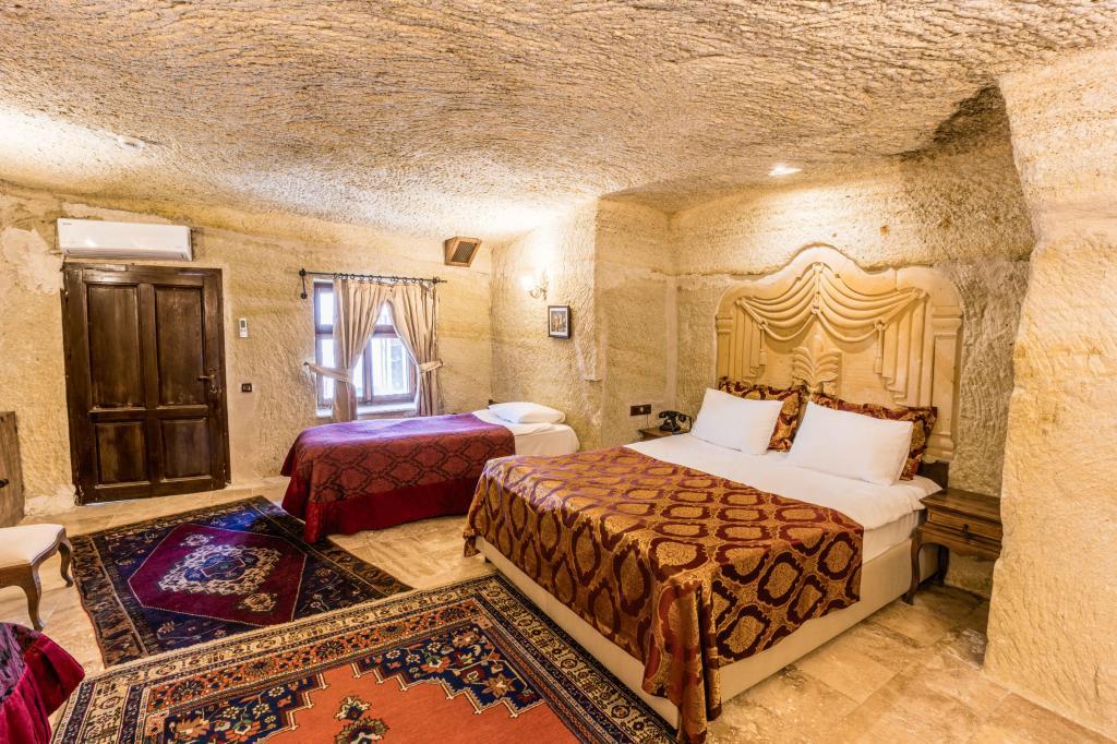 Phocas Cave Suites — 5
