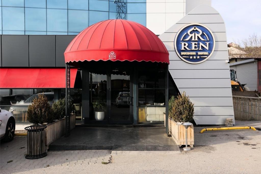 Ren Business Hotel — 4
