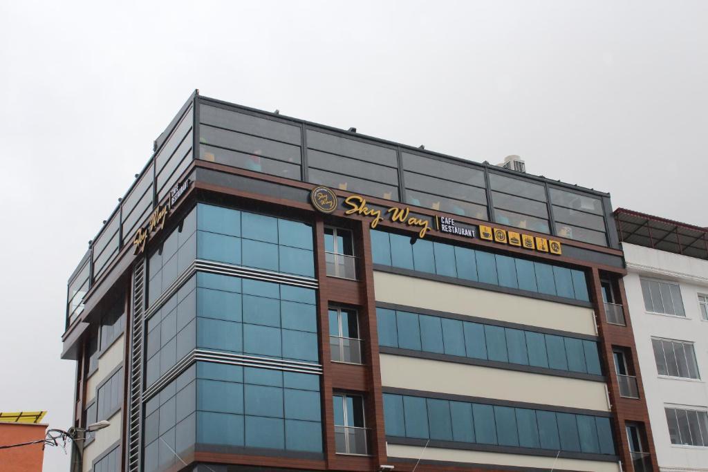 Royal Babil Suites Hotel — 1