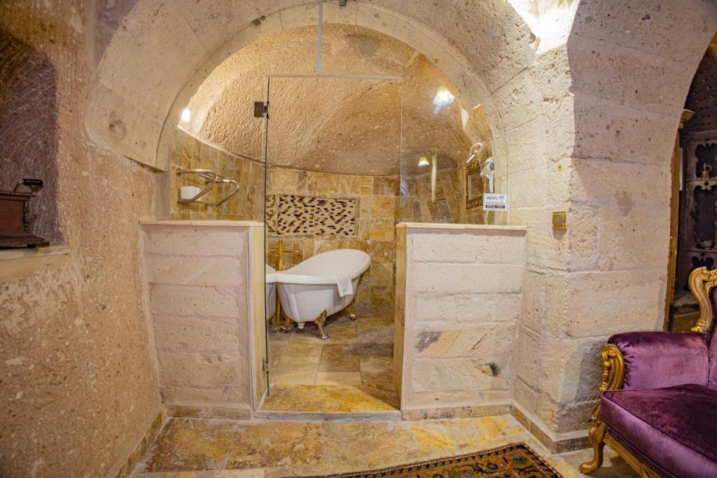 Royal Cave Hotel — 5