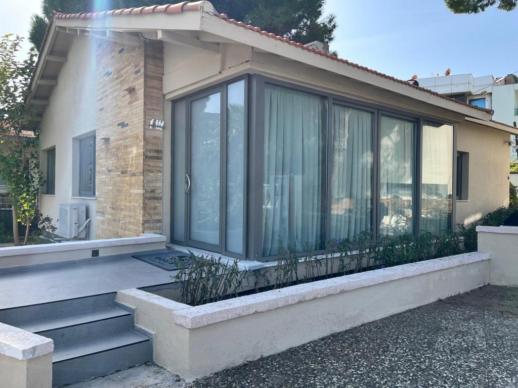 Rudis Otel — 5