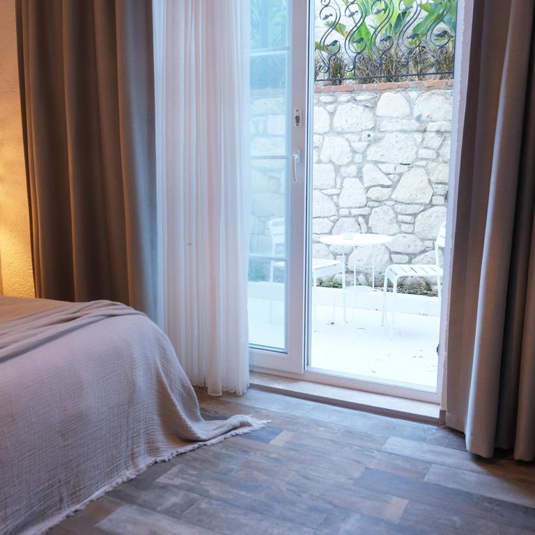 Sandal Alaçatı (+12 Adult Only) — 4