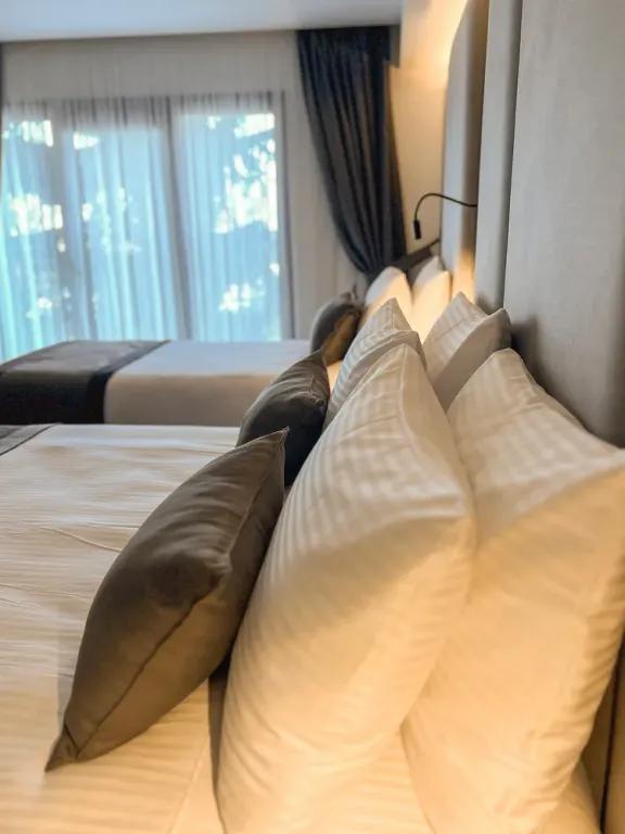 Sera Lake Center Hotel — 5