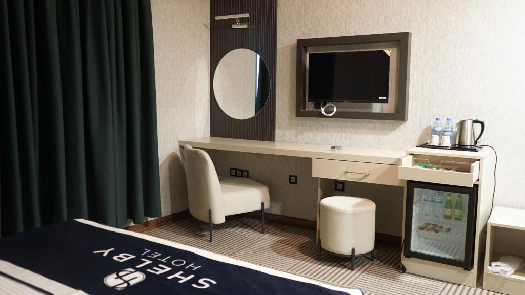 Shelby Hotel — 7