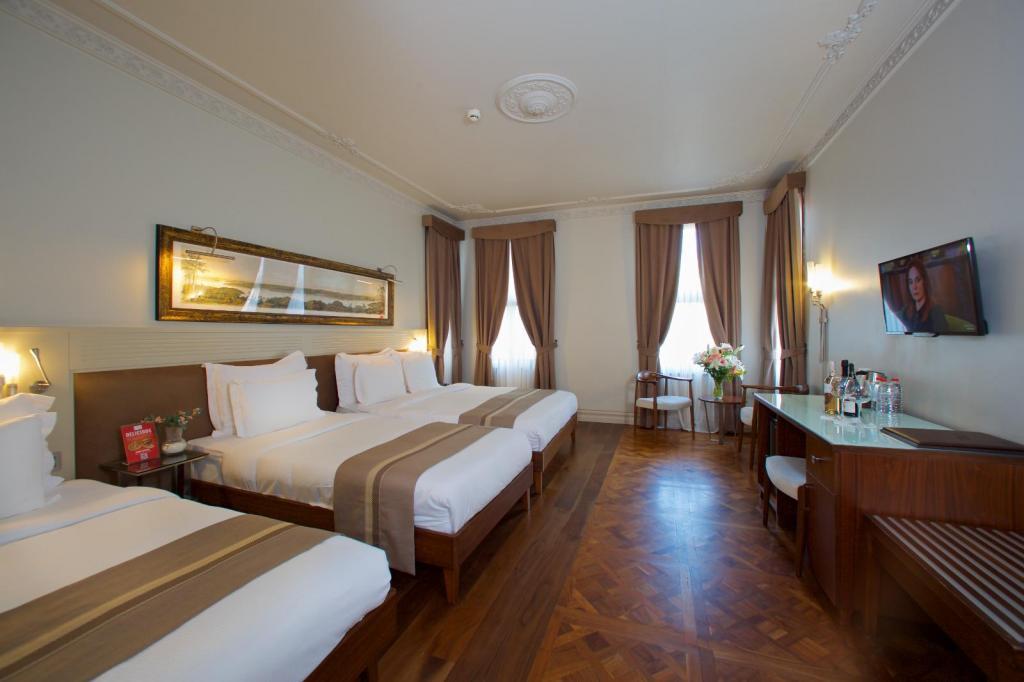 Taxim Lounge Hotel S Class — 5