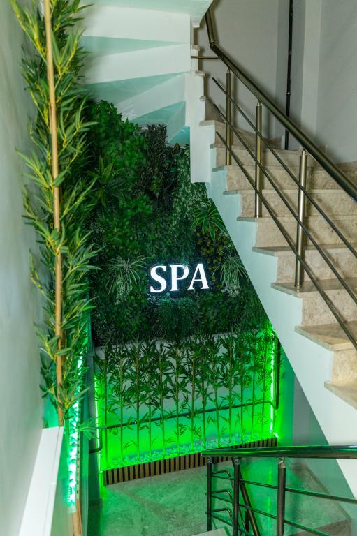 The Hera Business Hotels & Spa — 7
