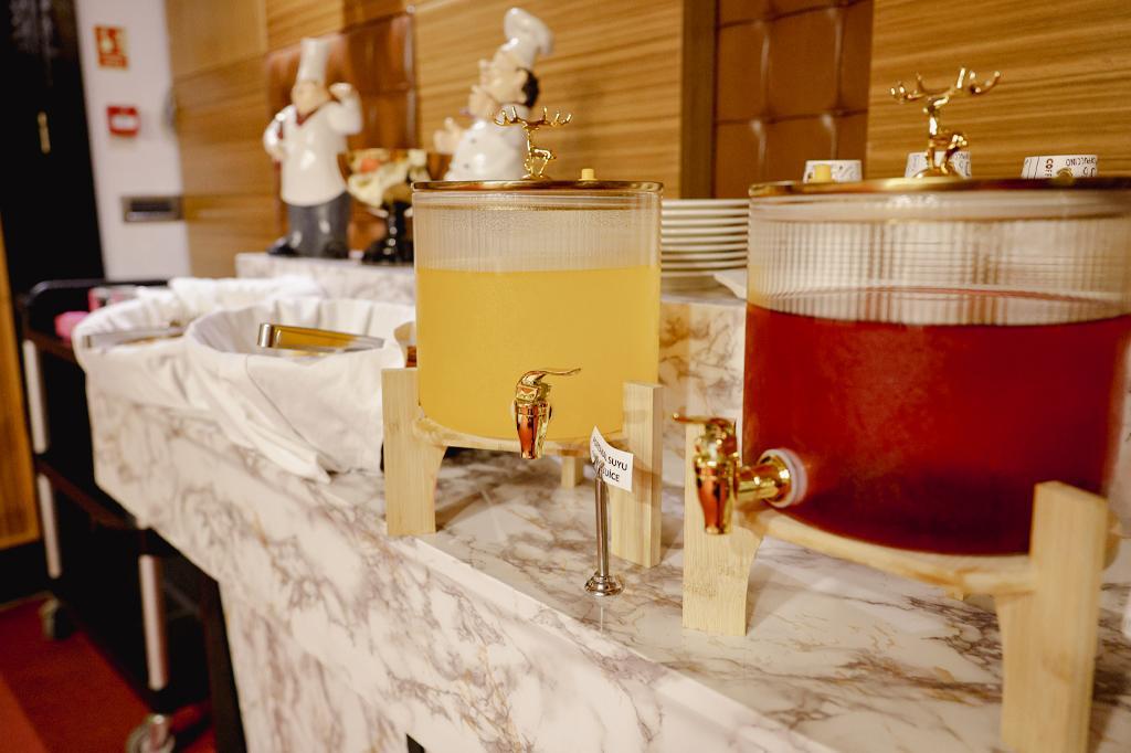 The Hera Platinum Hotel&Spa — 9