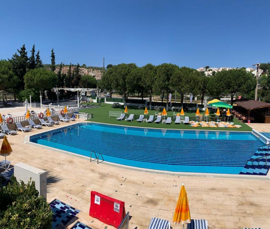 The Palm Club Apart Otel — 2