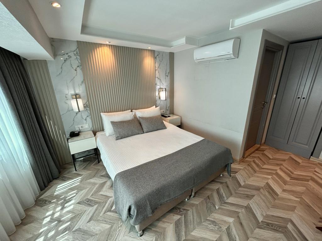 The Roomy Hotel Nişantaşı — 9