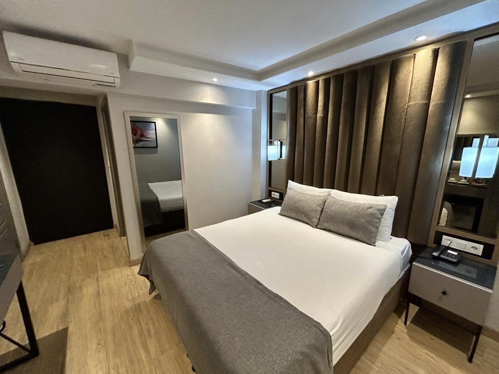The Roomy Hotel Nişantaşı — 4