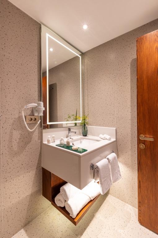 The Xon Hotel Çeşme — 8