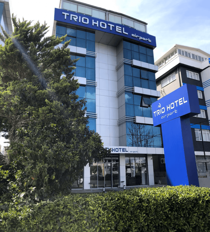 Trio Hotel Airport — 1