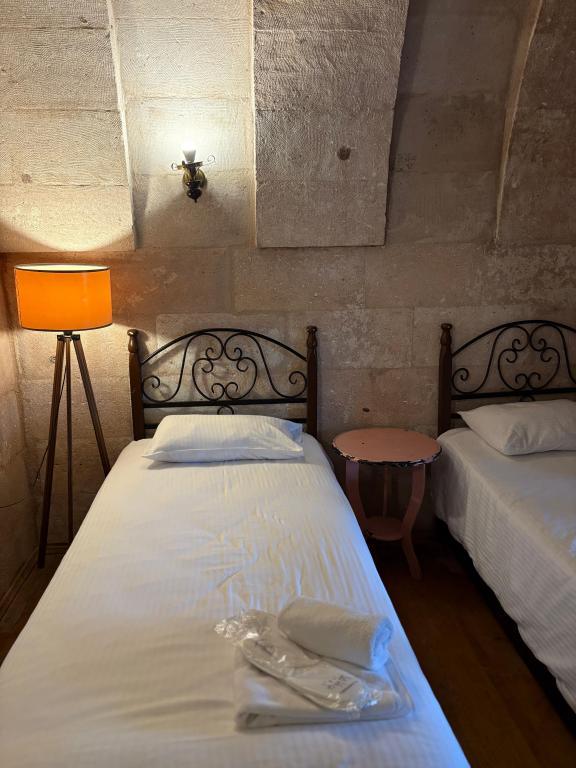 Valley Inn Cave Hotel — 5