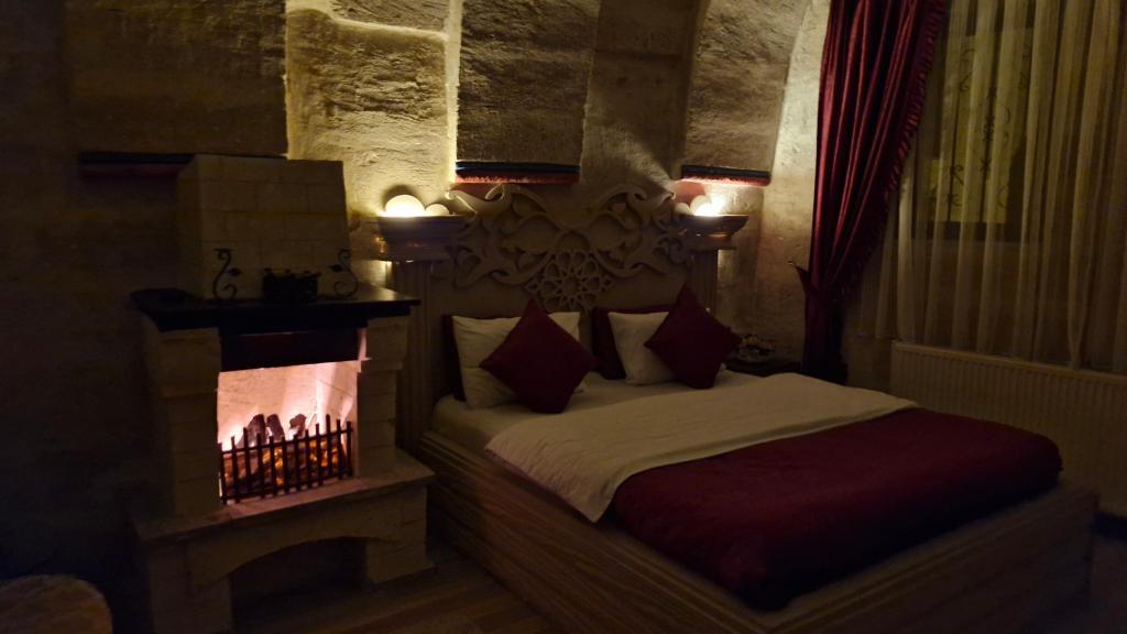 Vaveyla Cave Hotel — 7