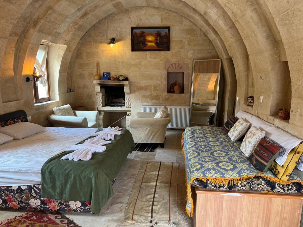 Yeşilöz Inn Cave Otel — 9