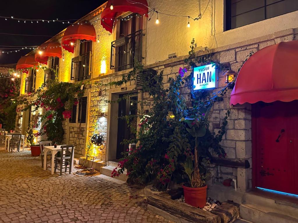 Yusuf Han Alaçatı 1 — 4