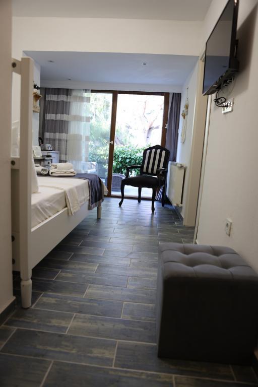 Fizzio Alaçatı Hotel — 2