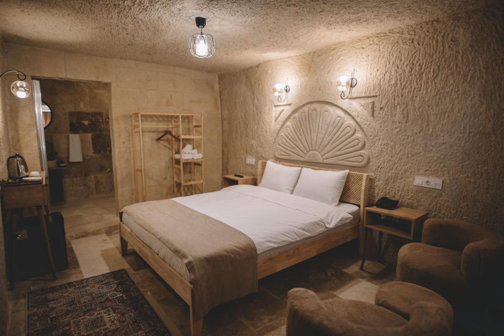 Daphne Cave Hotel — 7