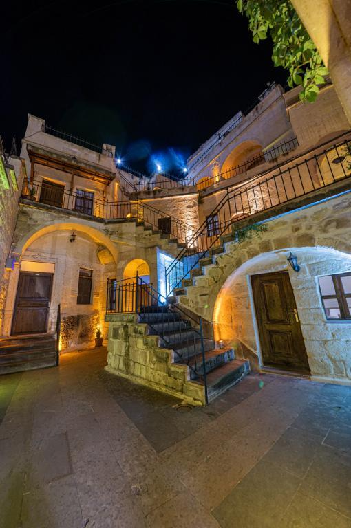 Konak Bezirhane Cave Otel — 7