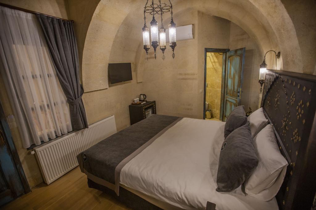 Sinasos Star Hotel — 4