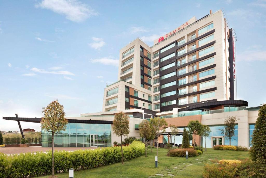 Ramada Plaza By Wyndham Istanbul Asia Airport — 1