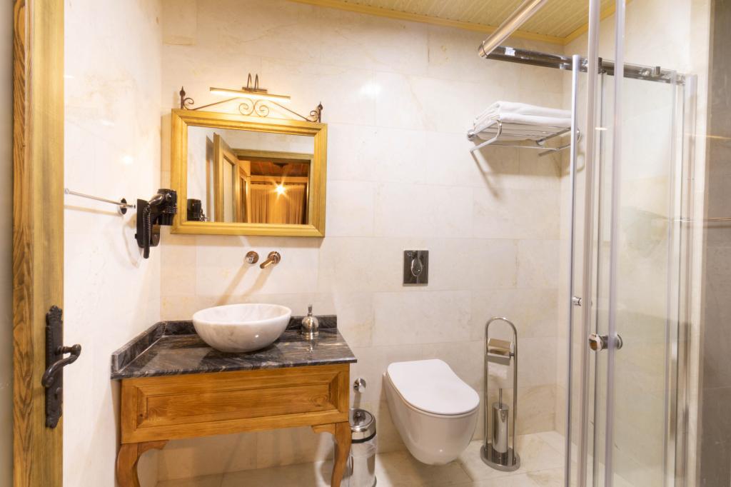 Sapphire Stone Hotel — 9