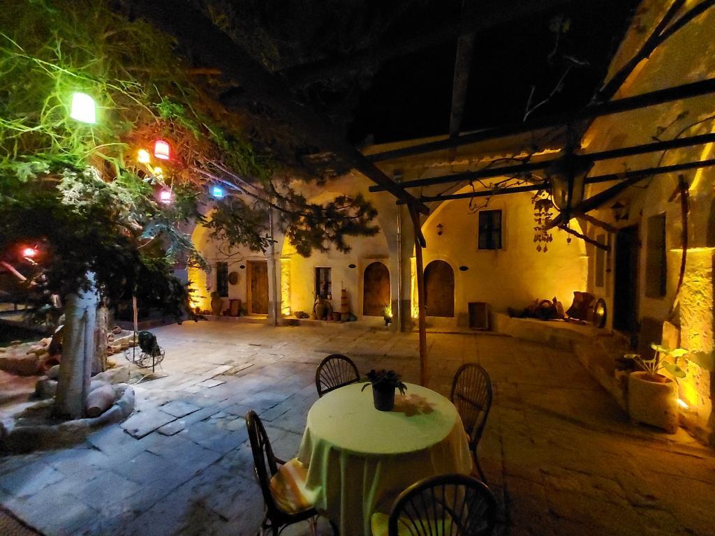 Armesos Cave Hotel — 5