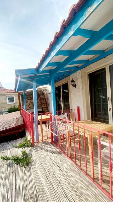 Pervin Hanım Konağı Alaçatı — 2