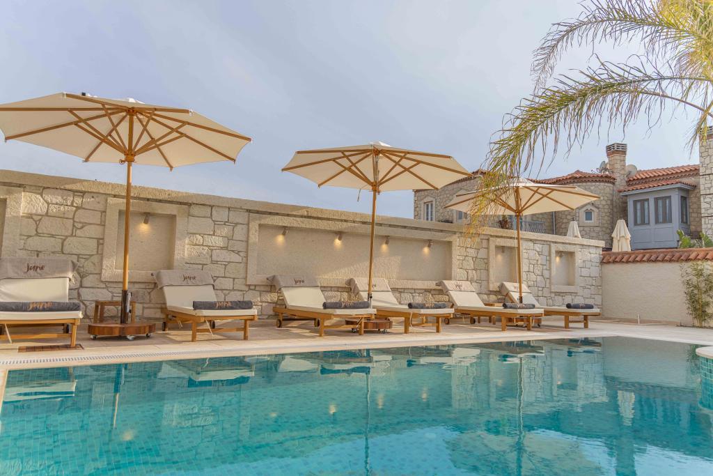 June Alaçatı (15+ Adult Only) — 7