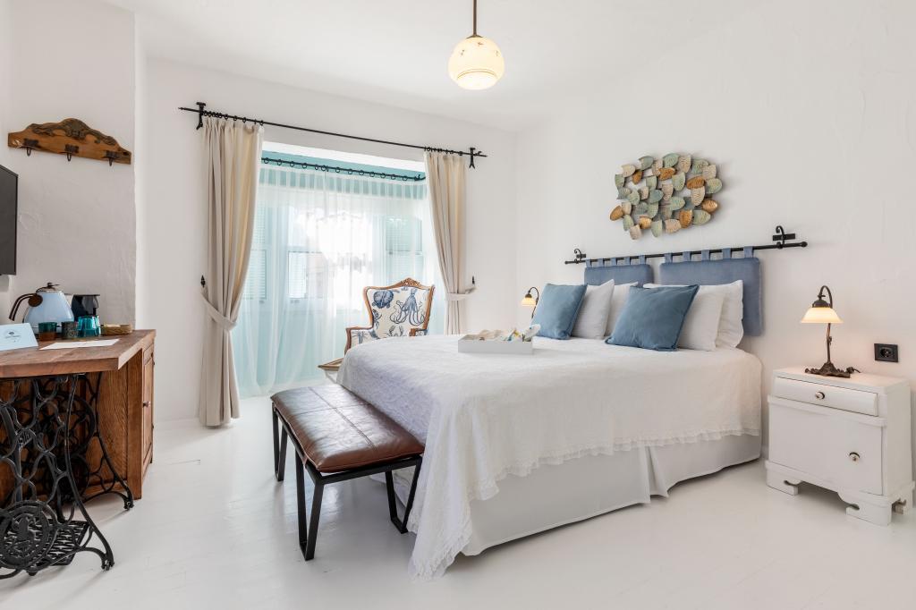 Deniz Kabuğu Hotel Alaçatı — 2