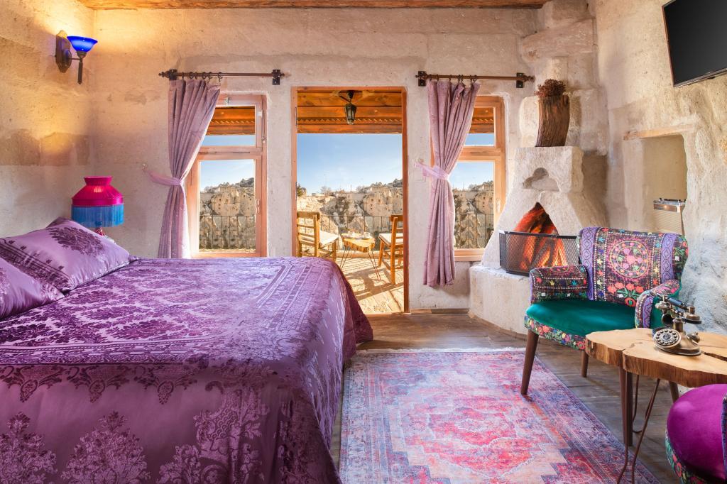 Splendid Cave Hotel — 10