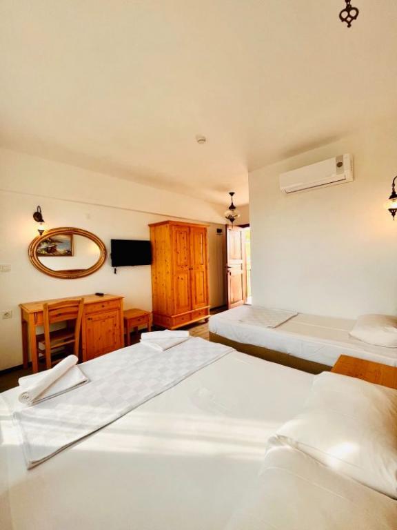 Sukha Inn Hotel & Beach — 9