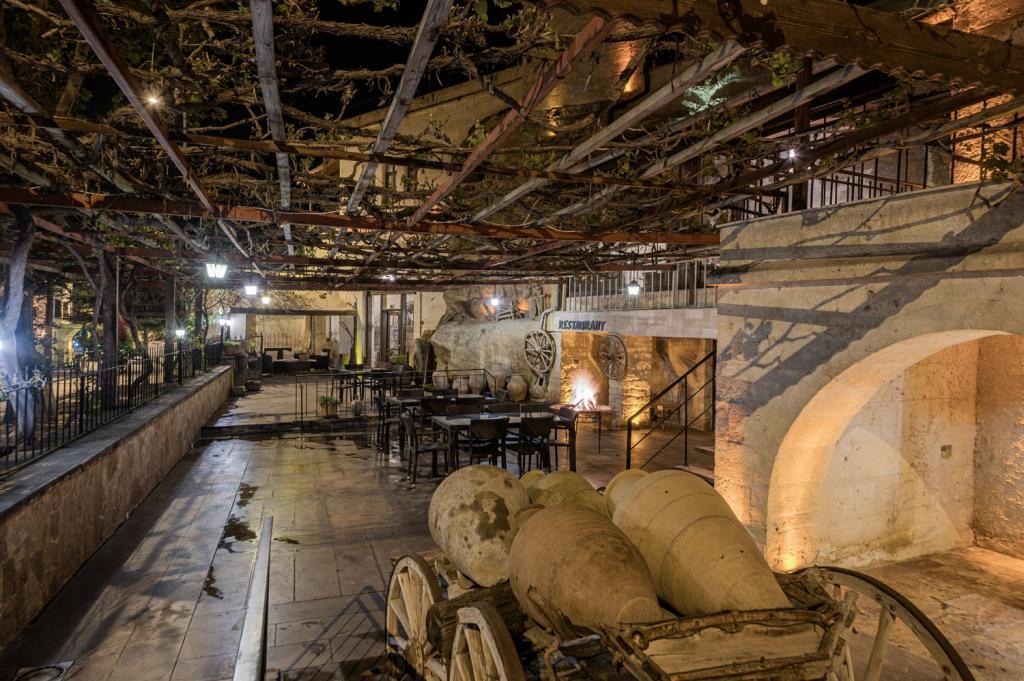 Konak Bezirhane Cave Otel — 4