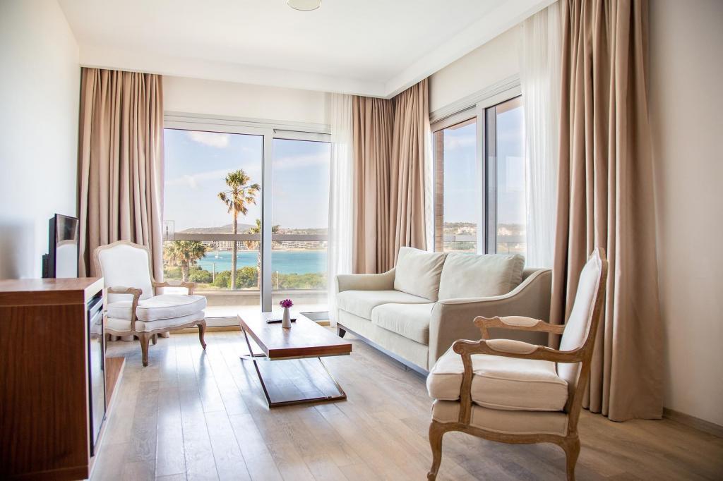 La Quinta By Wyndham Çeşme — 3