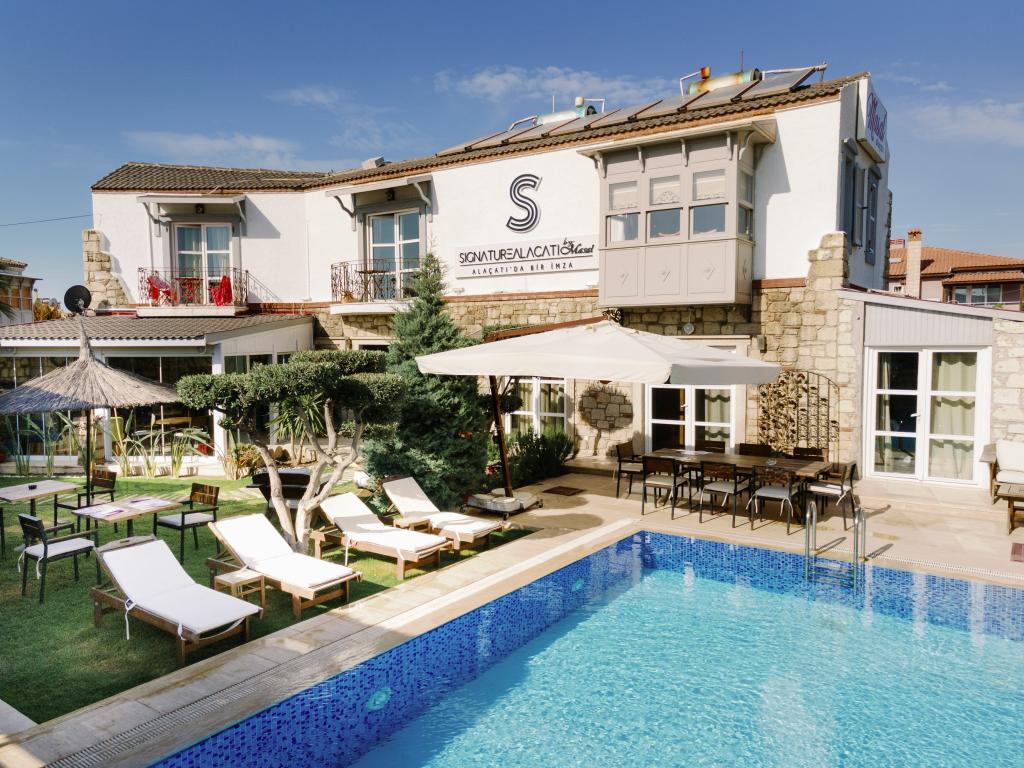 Signature Alaçatı 15+ — 1