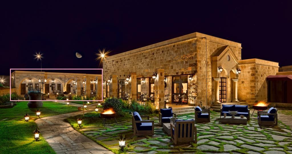 Seraphim Cave Suites & Spa — 8