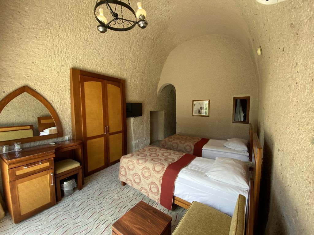 Uçhisar Kaya Otel — 3