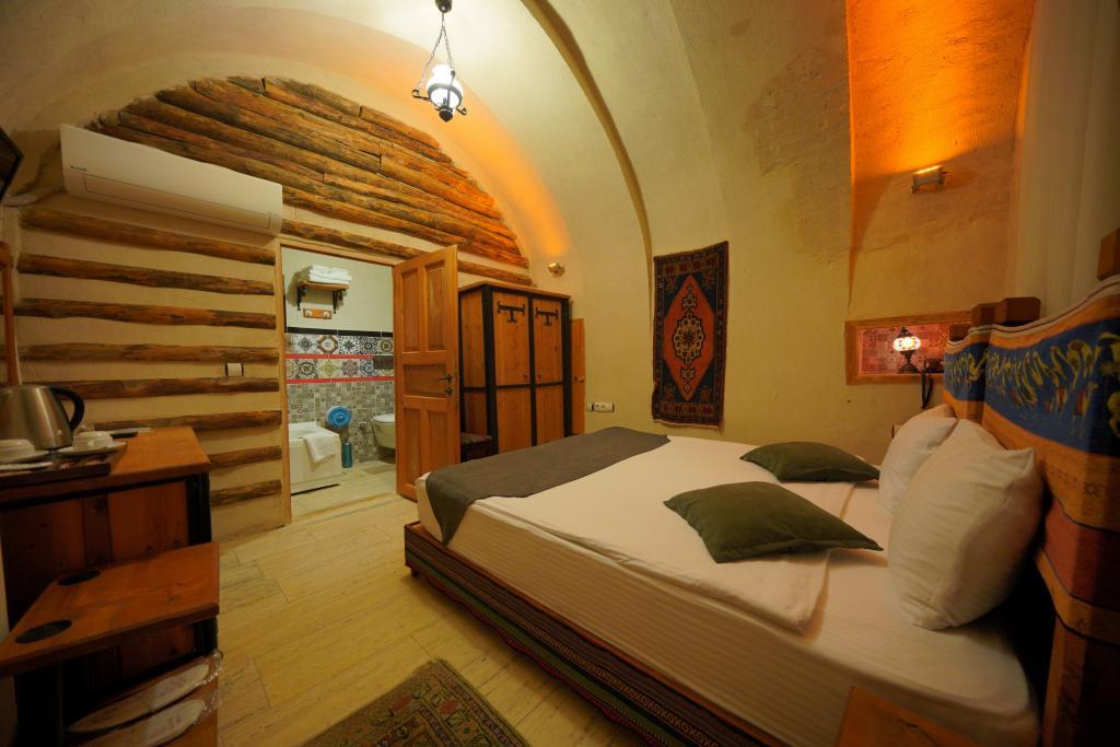 Fosil Cave Hotel — 9