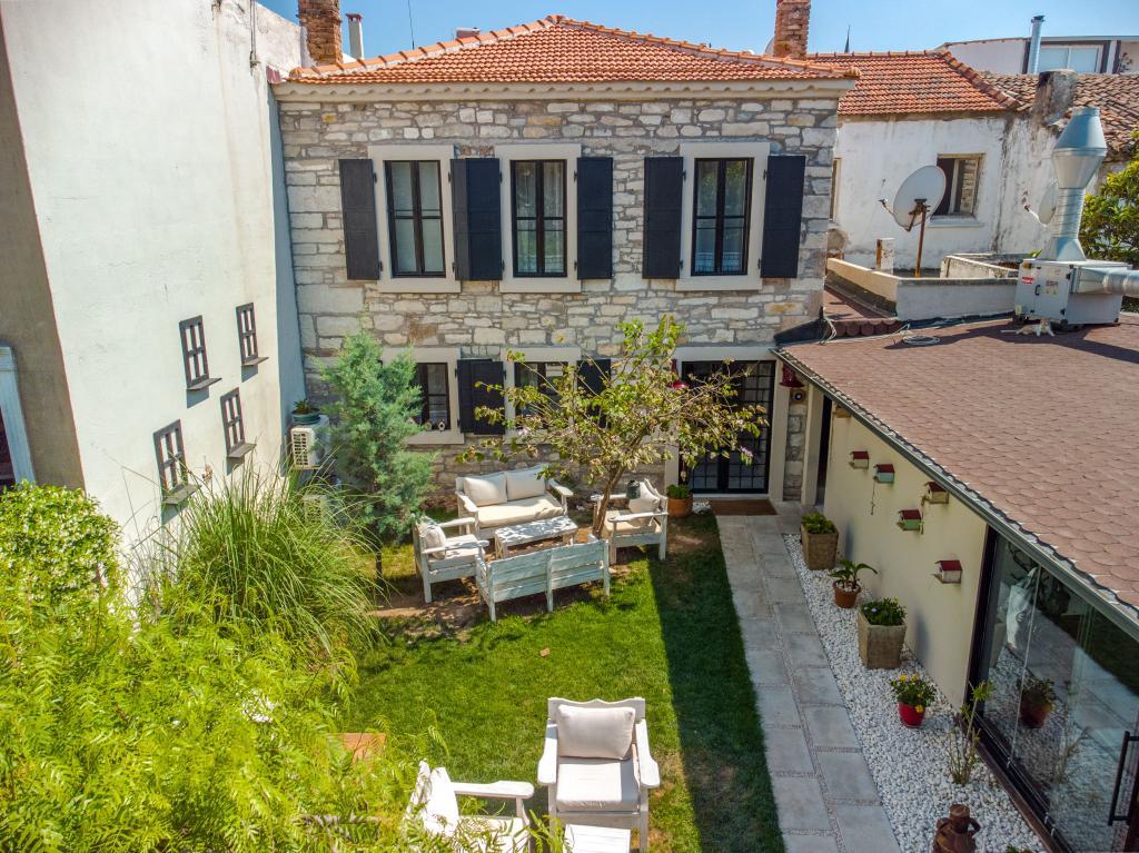 Urla Taş Konak Otel — 5