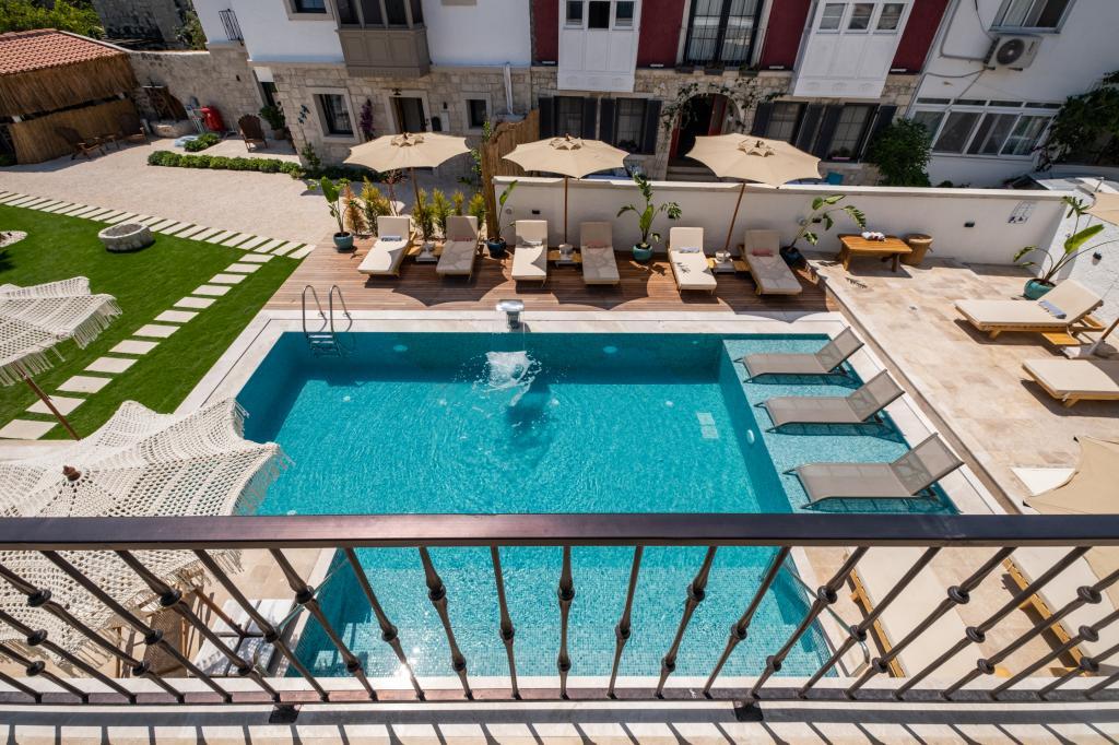 Armel Alaçatı (+12 Adult Only) — 9
