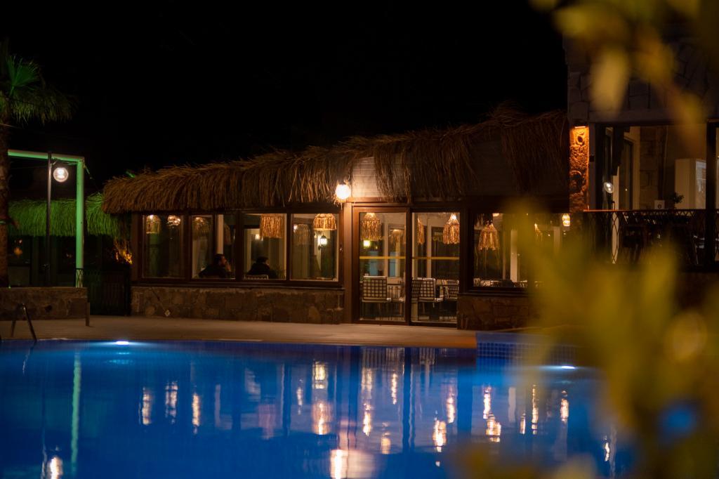 Assos Troy Beach Hotel — 8